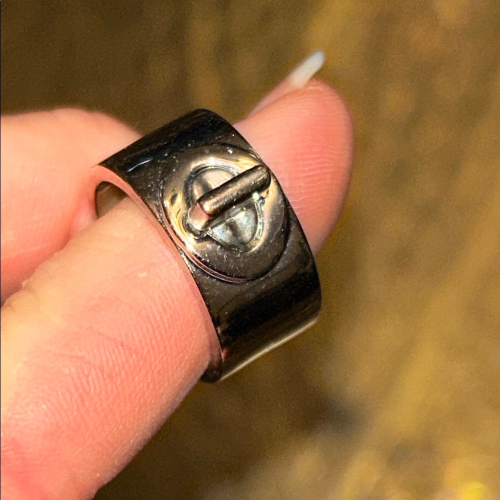 Authentic Coach RARE Pave turn lock Silver Ring with Logo inside band - Picture 9 of 14
